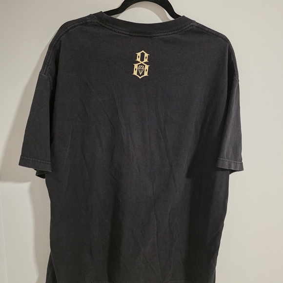 Black and Gold Graphic Tee - Picture 4 of 7